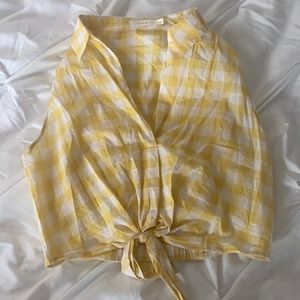 Super cute cropped tank top!!